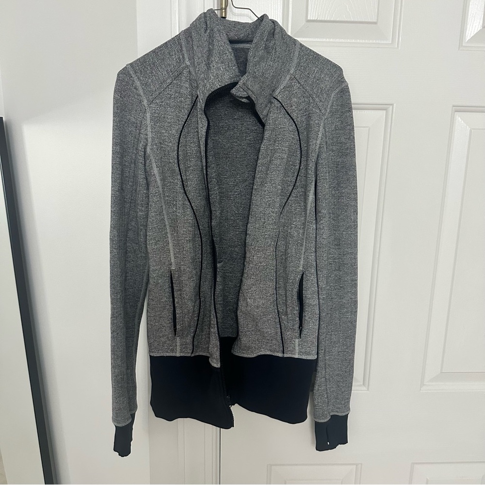 Lululemon Define Heather Gray and Black Jacket - Picture 2 of 6
